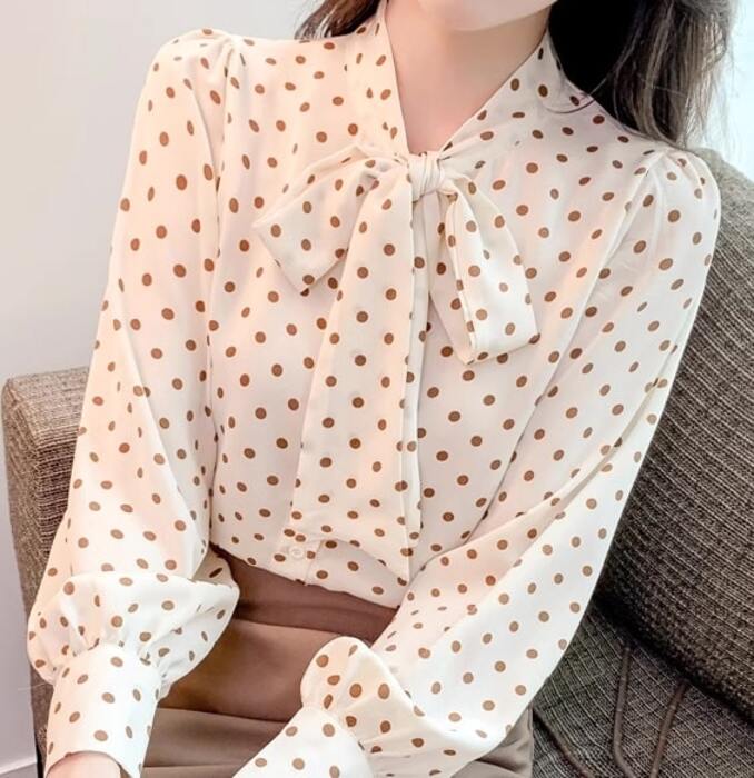 量産型/参戦服/推し活 ふんわりドット柄シフォン♡ブラウス