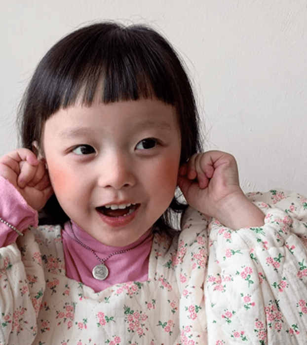 子ども服 子ども アクセサリー スマイルチタンネックレス Tシャツ