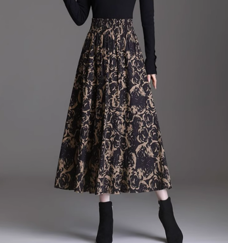 イエベ服 花柄Aラインロングスカート（イエベ秋向け） ロング丈