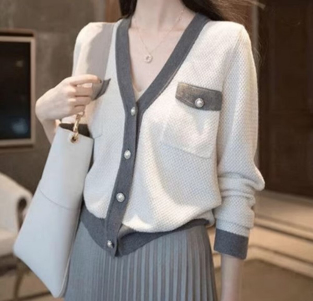 ブルベ服 バイカラーニットカーディガン ラウンドネック（ブルベ