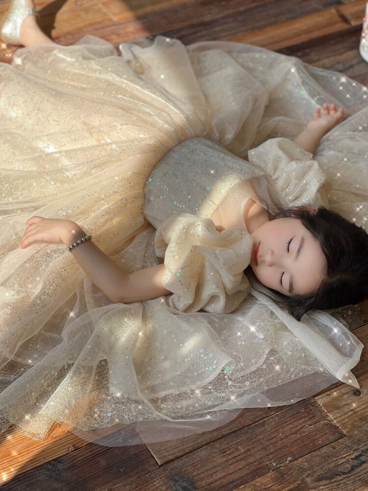 ピアノ発表会 結婚式用 子どもドレス ベージュパフスリーブキッズ