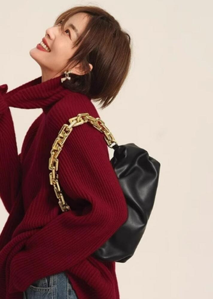 秋冬♡シンプル オーバーサイズ トップス♪お出かけ 普段着 タートルネック オーバーサイズ ニットセーター[品番