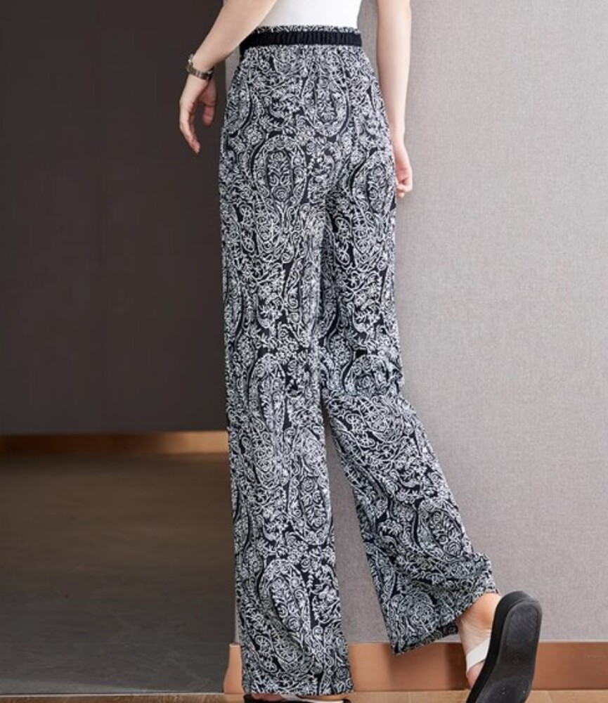 イエベ秋服 こなれ感ある ペイズリー柄 テーパード ガウチョパンツ