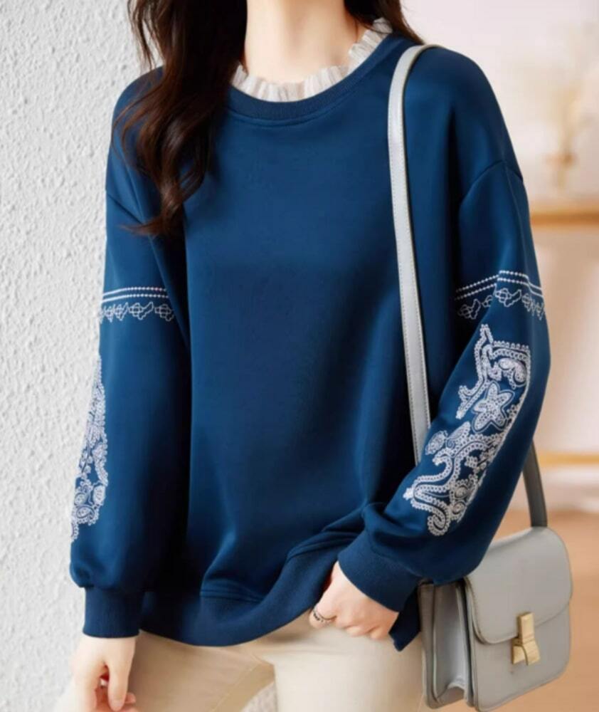 イエベ秋服 上品な刺繍入りトレーナー トレーナー|イエベファッション