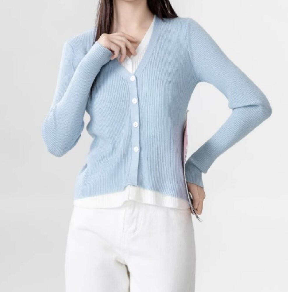 イエベ服 ドッキングカーディガン（イエベ春向け） ニット