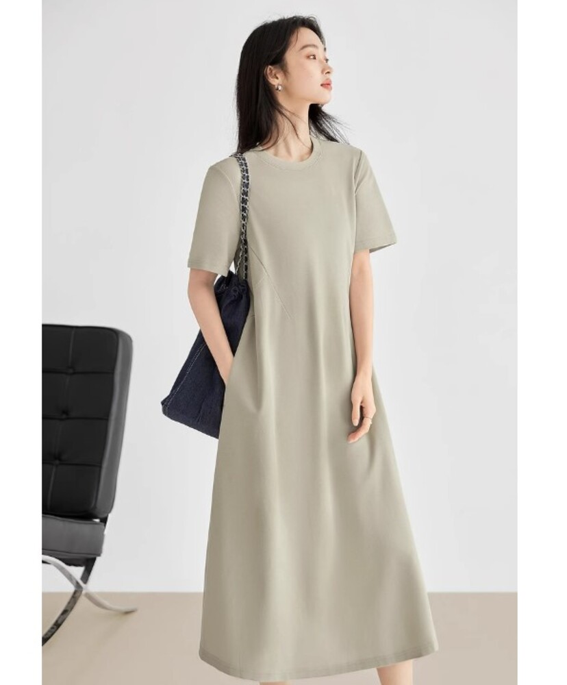 ブルベ服 シンプルロングワンピース(ブルベ夏向け・ブルベ冬 ブルベ服 シンプルロングワンピース(ブルベ夏向け・ブルベ冬